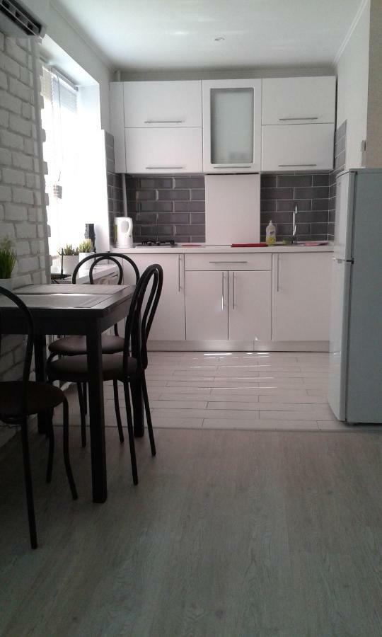 1 Ком. Кв Студио В Центре Запорожья Zaporizhia 외부 사진